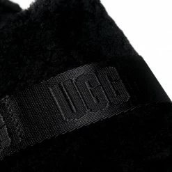 Femme Chaussons UGG - W Fluffita 1113475 Blk Noir -Promos Ugg Magasin 0000207335233 06 rz