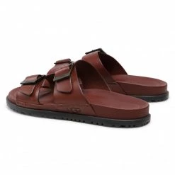 Homme Mules / Sandales De Bain UGG - M Wainscott Buckle Slide 1119530 Clth Marron -Promos Ugg Magasin 0000208311441 02 rz