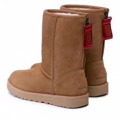 Femme Chaussures UGG - W Classic Short Logo Zip 1122672 Che Marron -Promos Ugg Magasin 0000208955232 02 ks