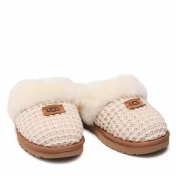 Femme Chaussons UGG - W Cozy 1117659 Crm Beige 12 Femme Chaussons UGG - W Cozy 1117659 Crm Beige -Promos Ugg Magasin 0000208955515 08 rz