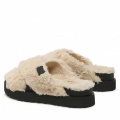Femme Mules / Sandales De Bain Ugg - W Fuzz Sugar Cross Slide 1135131 NBLC Beige -Promos Ugg Magasin 03 0000301216612 rz
